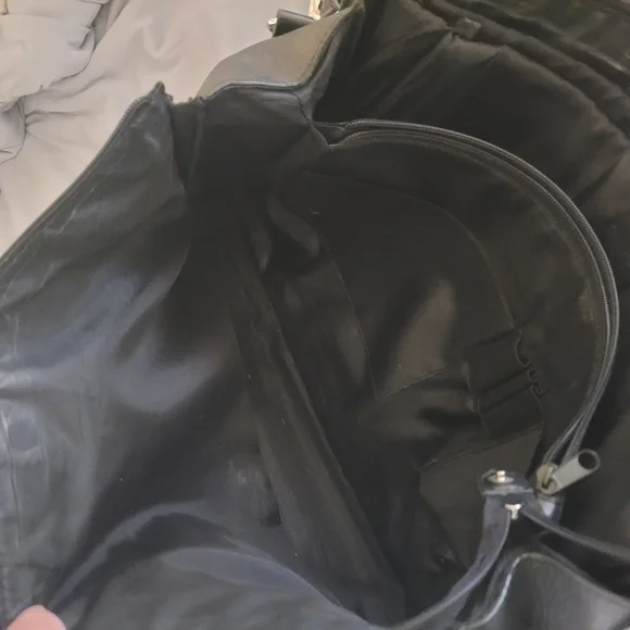 Wilson Leather Vintage (Late 90s) Work/weekend/laptop Messenger Bag in EUC